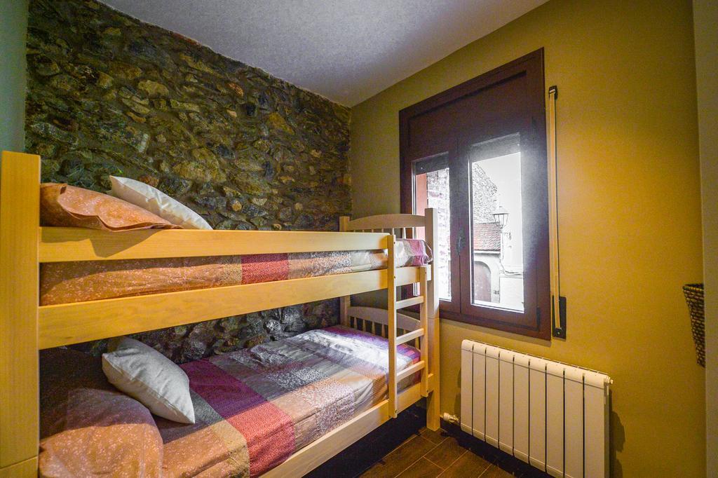 Apartaments Cal Xic 벨베르 데 세르다니아 외부 사진
