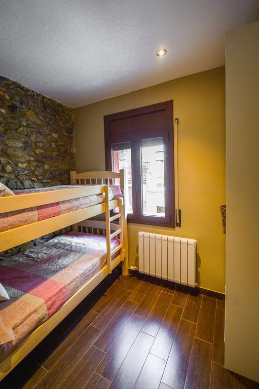 Apartaments Cal Xic 벨베르 데 세르다니아 외부 사진